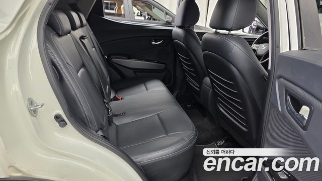 KG Mobility (SsangYong) Tivoli VX 2WD 2017 — фото 15