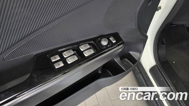 KG Mobility (SsangYong) Tivoli VX 2WD 2017 — фото 35
