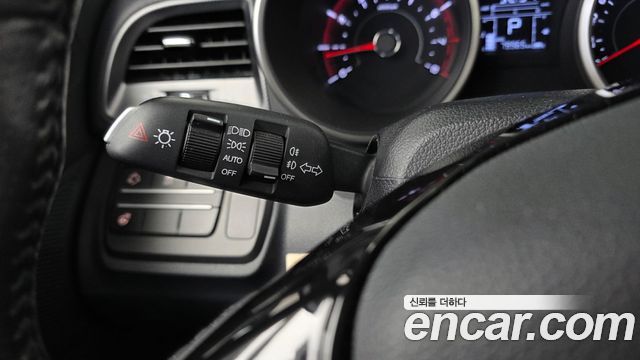 KG Mobility (SsangYong) Tivoli VX 2WD 2017 — фото 36