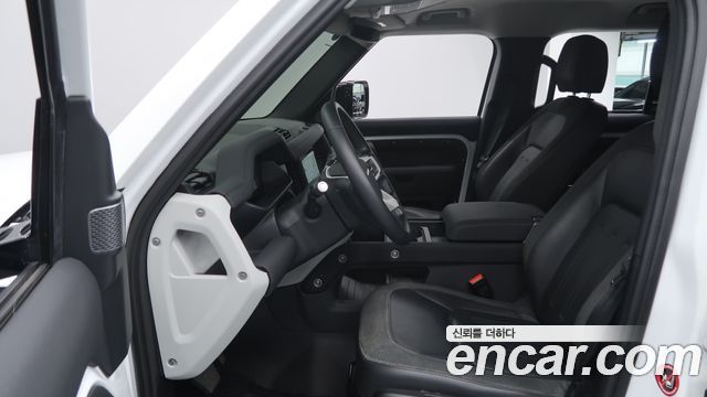 Land Rover Defender (L663) 110 D240 S 2020 — фото 10