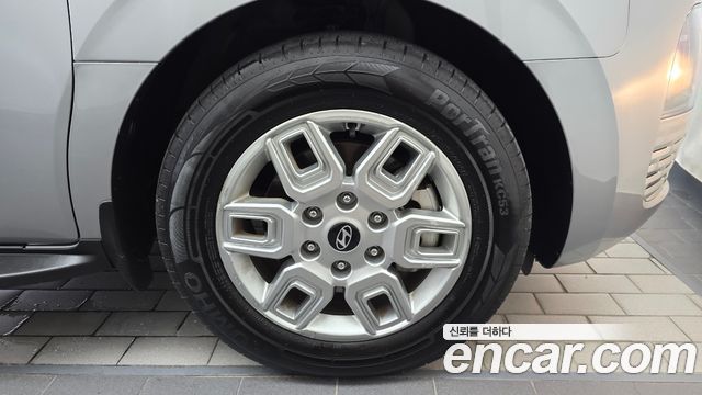 Hyundai Staria L3.5 Cargo 3-Seater Modern 2025 — фото 5