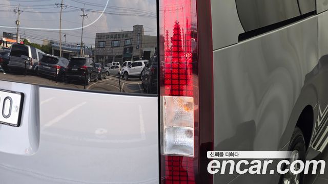 Hyundai Staria L3.5 Cargo 3-Seater Modern 2025 — фото 23