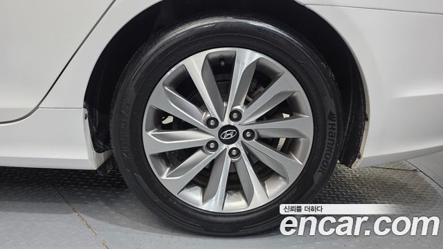 Hyundai Sonata The Brilliant CVVL Premium 2013 — фото 21
