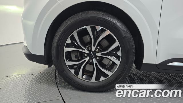 Kia Carnival (IV) Diesel 9-Seater Signature 2021 — фото 5