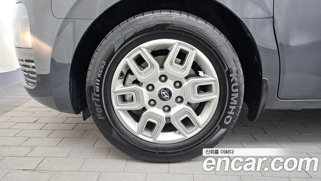 Hyundai Staria L3.5 Cargo 3-Seater Modern 2025 — фото 5