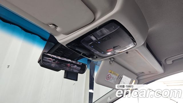 Hyundai Staria L3.5 Cargo 3-Seater Modern 2025 — фото 17
