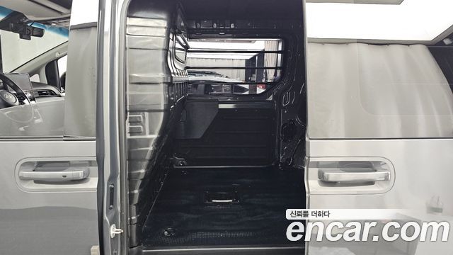 Hyundai Staria L3.5 Cargo 3-Seater Modern 2025 — фото 26