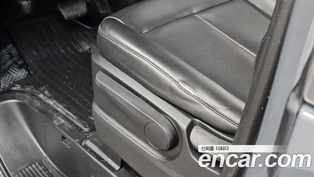 Hyundai Staria L3.5 Cargo 3-Seater Modern 2025 — фото 28