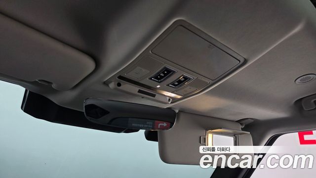 Land Rover Defender (L663) 110 D250 SE 2022 — фото 20