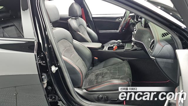 Kia Stinger Meister 2.5 AWD Masters 2022 — фото 32