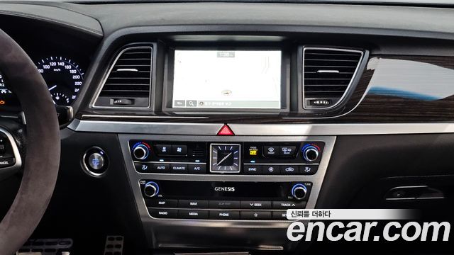 Genesis G80 3.3 GDI AWD Luxury 2019 — фото 15