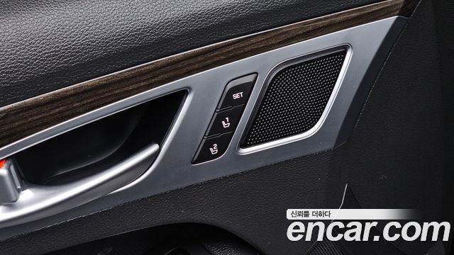 Genesis G80 3.3 GDI AWD Luxury 2019 — фото 28