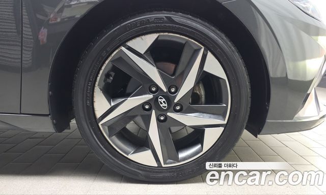 Hyundai Avante (CN7) 1.6 Inspiration 2023 — фото 21