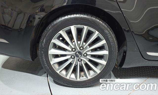 Kia K7 2.4 GDI Limited Edition 2017 — фото 5