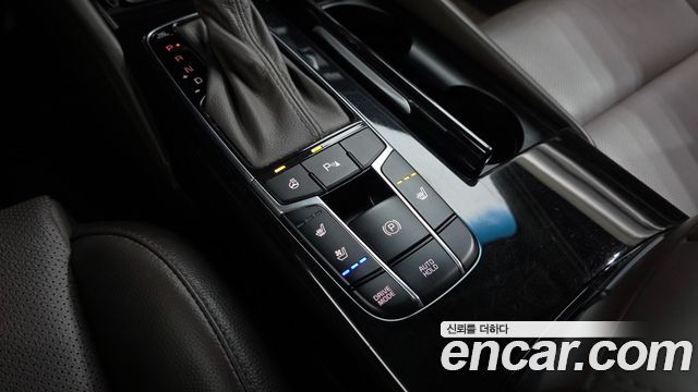 Kia K7 2.4 GDI Limited Edition 2017 — фото 18
