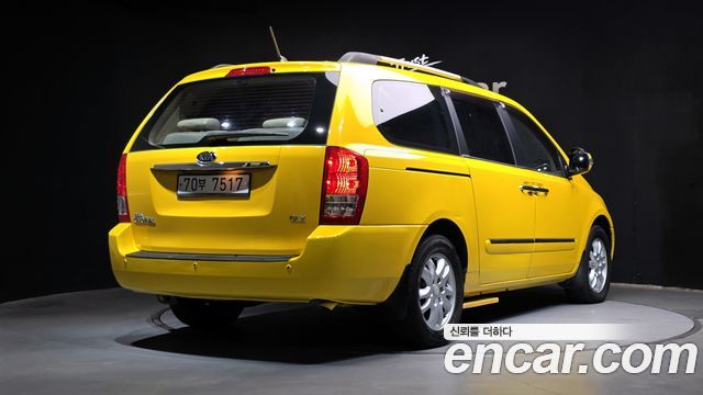 Kia Carnival R School Bus 2012 — фото 2