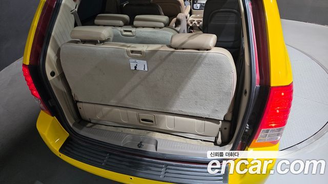 Kia Carnival R School Bus 2012 — фото 33
