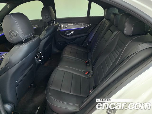 Mercedes-Benz E-Class (W213) E350 4MATIC AMG Line 2022 — фото 23
