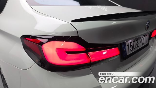 BMW 5 Series (G30) 530i M Sport Package 2023 — фото 23