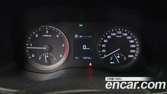 Hyundai Tucson Diesel 2.0 2WD Modern 2018 — фото 8