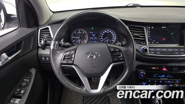 Hyundai Tucson Diesel 2.0 2WD Modern 2018 — фото 13