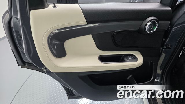 MINI Cooper SD Countryman ALL4 2nd 2019 — фото 25