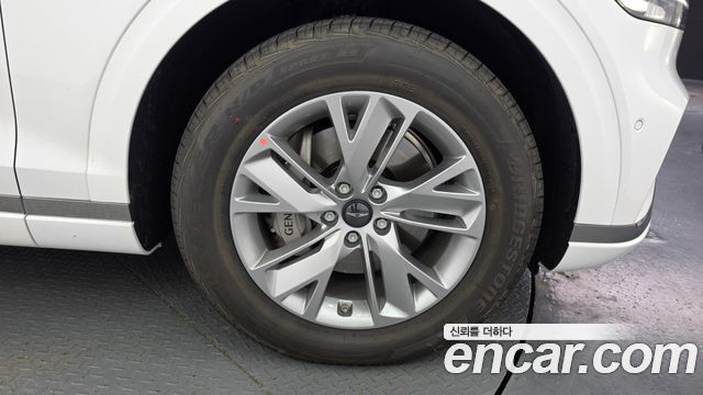 Genesis GV70 2.5T Gasoline 2WD 2026 — фото 5