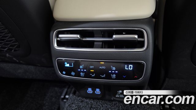 Genesis GV70 2.5T Gasoline 2WD 2026 — фото 18