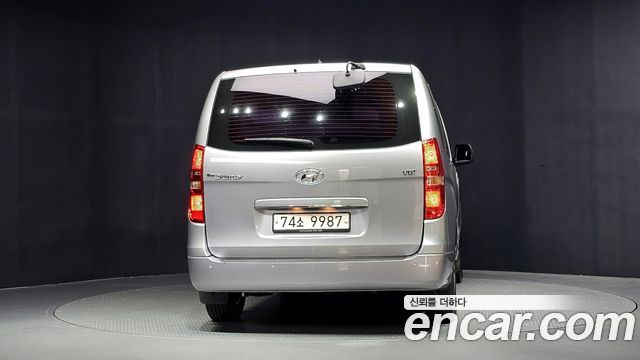 Hyundai Grand Starex 12-Seater Wagon Smart 2017 — фото 4