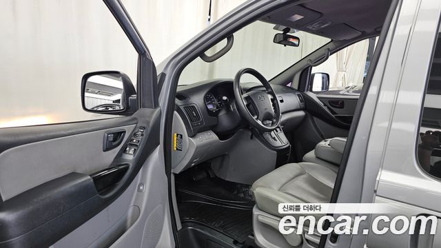 Hyundai Grand Starex 12-Seater Wagon Smart 2017 — фото 10
