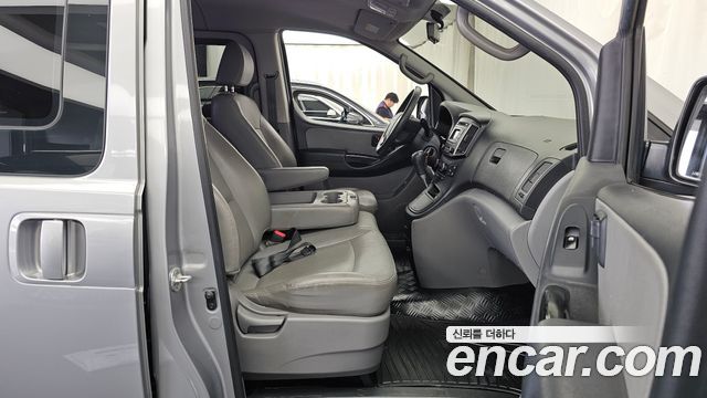Hyundai Grand Starex 12-Seater Wagon Smart 2017 — фото 11