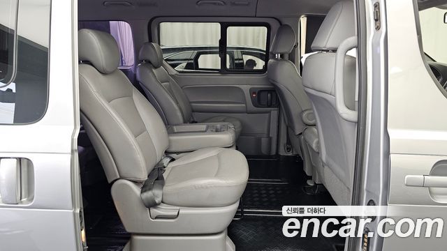 Hyundai Grand Starex 12-Seater Wagon Smart 2017 — фото 12