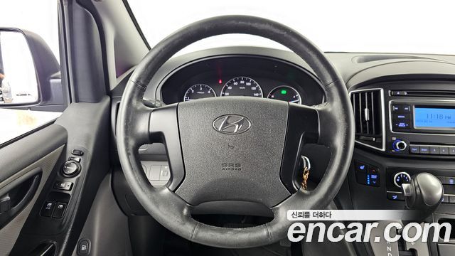 Hyundai Grand Starex 12-Seater Wagon Smart 2017 — фото 13