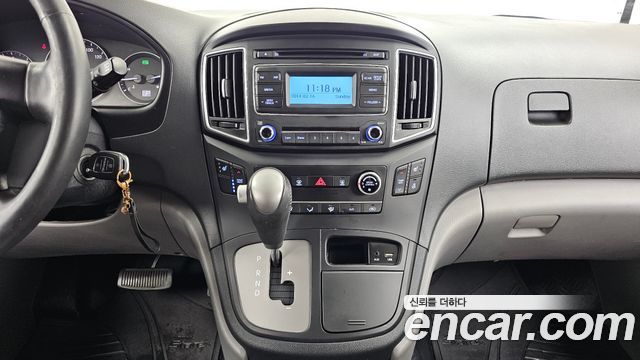 Hyundai Grand Starex 12-Seater Wagon Smart 2017 — фото 17