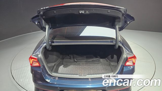Kia K5 Hybrid (III) Signature 2020 — фото 17