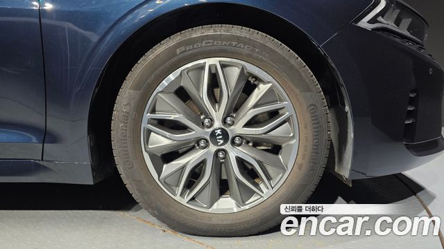 Kia K5 Hybrid (III) Signature 2020 — фото 21