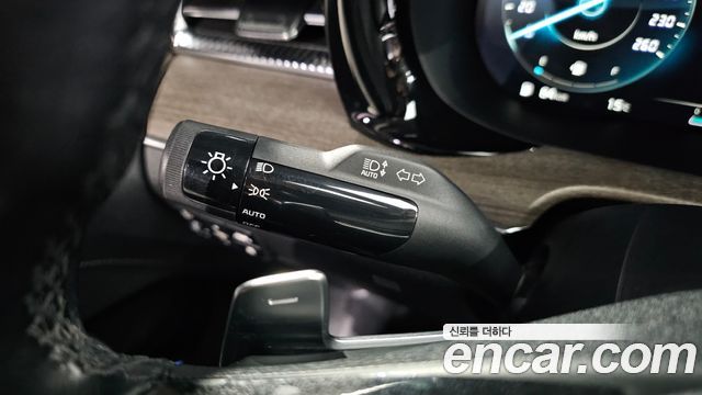 Kia K5 Hybrid (III) Signature 2020 — фото 29