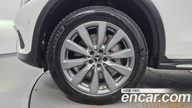 Mercedes-Benz GLC-Class (X253) GLC350e 4MATIC Premium 2019 — фото 5