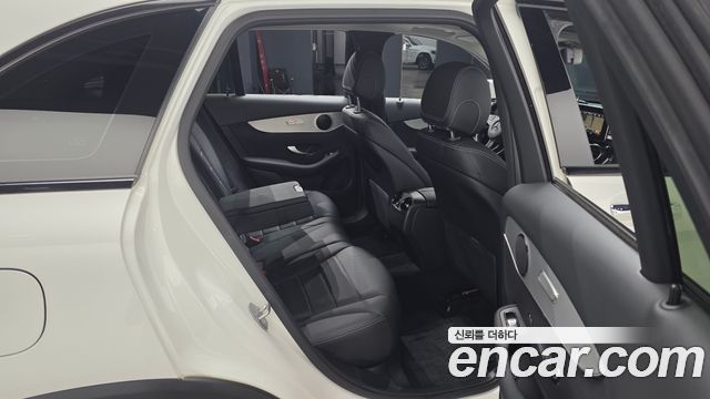 Mercedes-Benz GLC-Class (X253) GLC350e 4MATIC Premium 2019 — фото 12