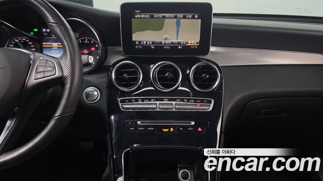 Mercedes-Benz GLC-Class (X253) GLC350e 4MATIC Premium 2019 — фото 13