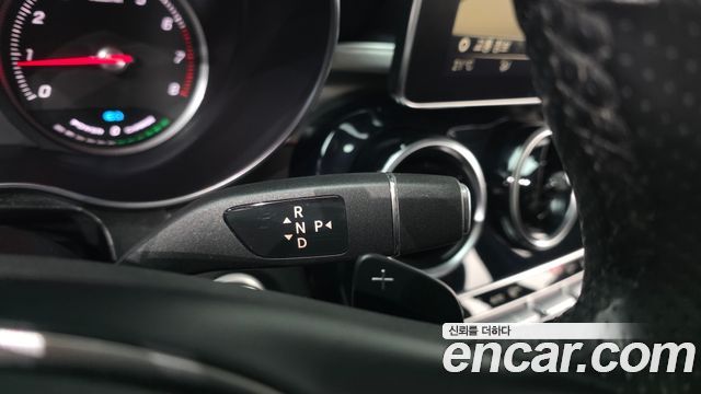 Mercedes-Benz GLC-Class (X253) GLC350e 4MATIC Premium 2019 — фото 18