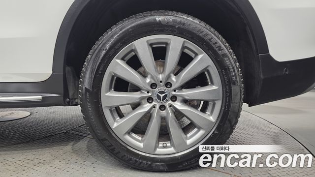 Mercedes-Benz GLC-Class (X253) GLC350e 4MATIC Premium 2019 — фото 21