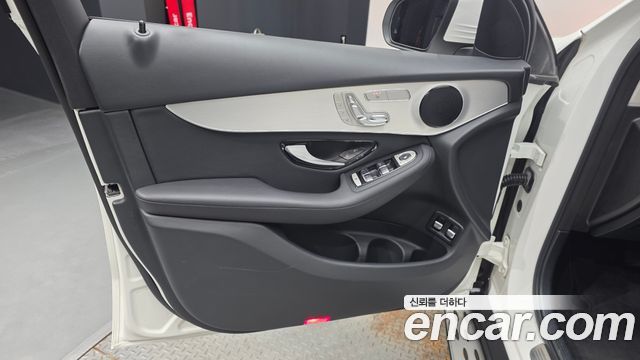 Mercedes-Benz GLC-Class (X253) GLC350e 4MATIC Premium 2019 — фото 24