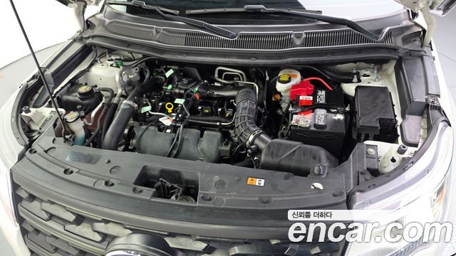 Ford Explorer 2.3 Limited 4WD 5th 2019 — фото 6