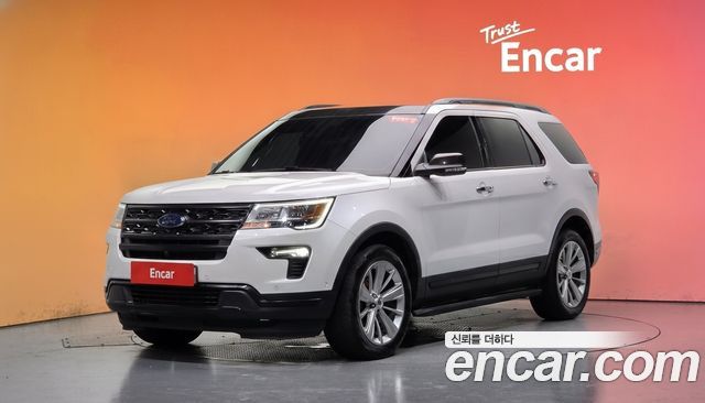 Ford Explorer 2.3 Limited 4WD 5th