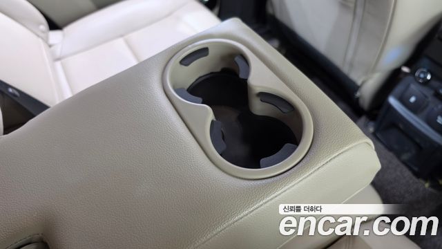 Ford Explorer 2.3 Limited 4WD 5th 2019 — фото 29