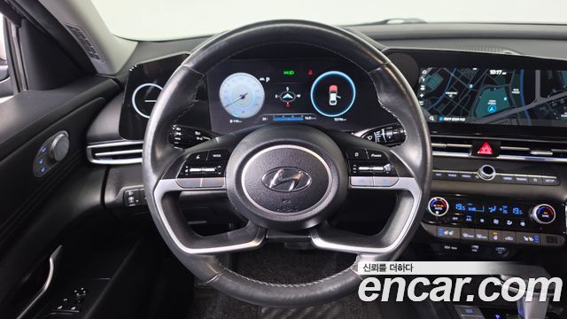 Hyundai Avante (CN7) 1.6 Inspiration 2023 — фото 13