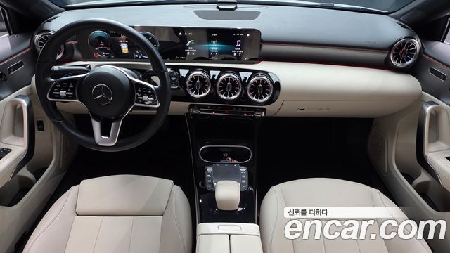 Mercedes-Benz A-Class (W177) A220 Sedan 2022 — фото 8
