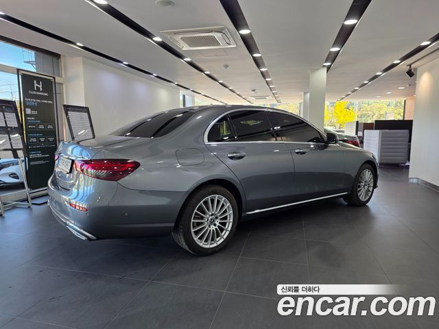Mercedes-Benz E-Class (W213) E250 Exclusive 2022 — фото 2