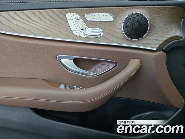 Mercedes-Benz E-Class (W213) E250 Exclusive 2022 — фото 24